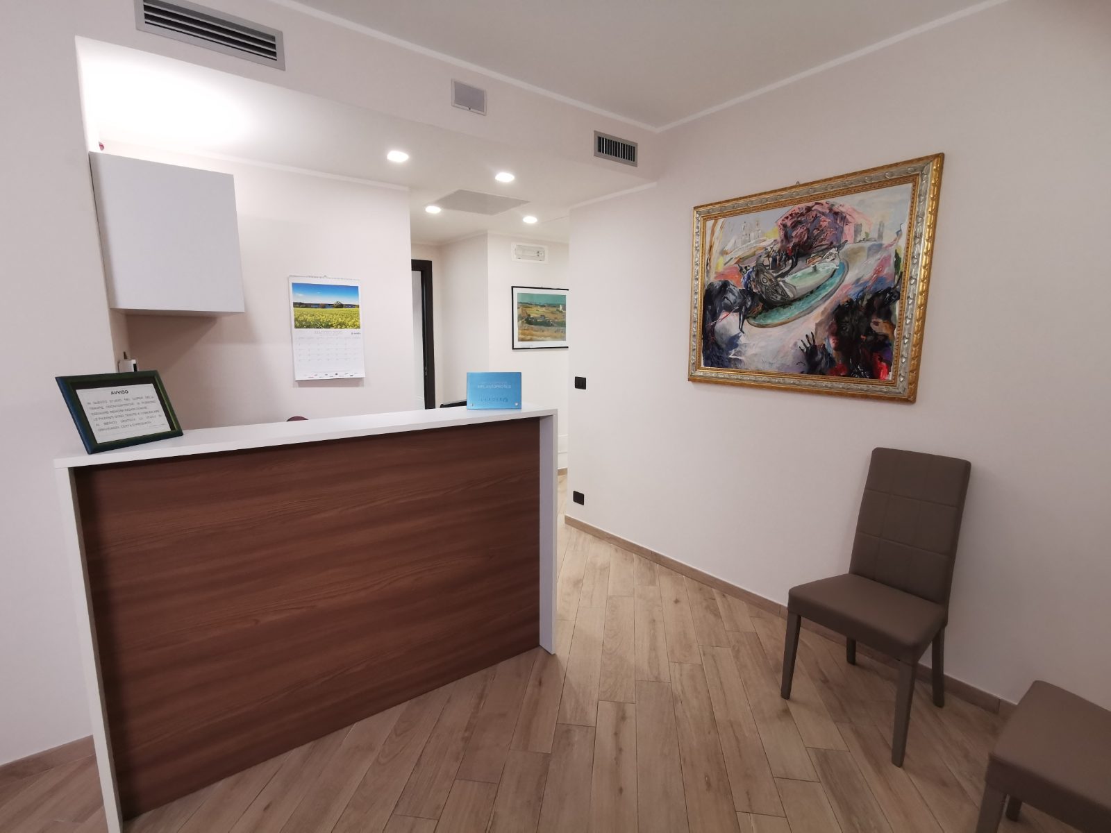 Accettazione e sala d'attesa dello Studio Medico Violante, Corso Regio Parco 114 Torino